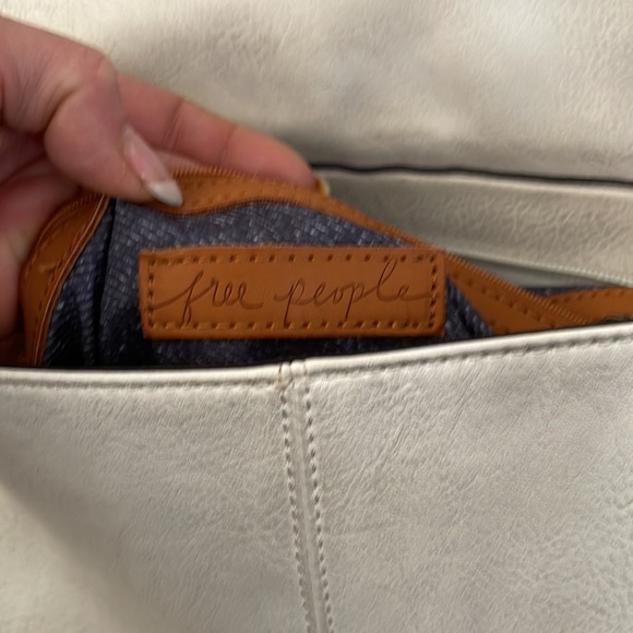 Free People White Distressed Shoulder Bag - Picture 8 of 12